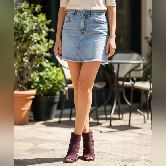 Sandals - Picture 15 of 16